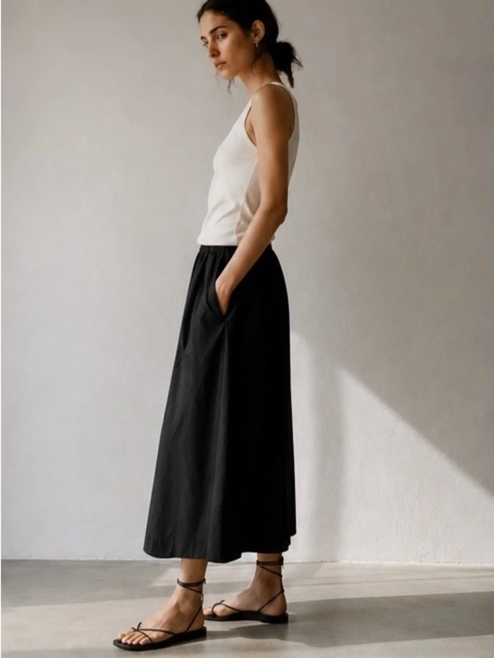 ZARA Cotton Poplin Wide-Leg Cropped Pull-On Culotte Pants in Black S NWT - Picture 2 of 9